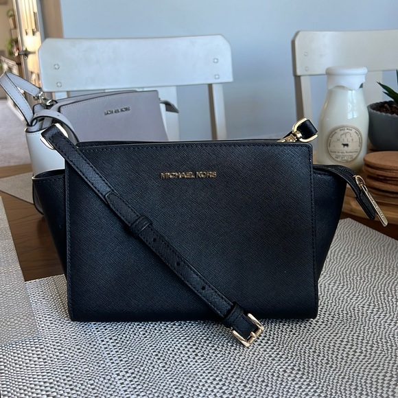 MICHAEL KORS crossbody - Picture 1 of 5